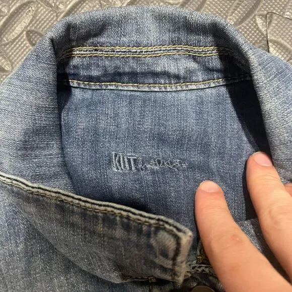 Kut Light Wash Denim Jacket – Women’s Small – Classic Casual Layer - Picture 4 of 7